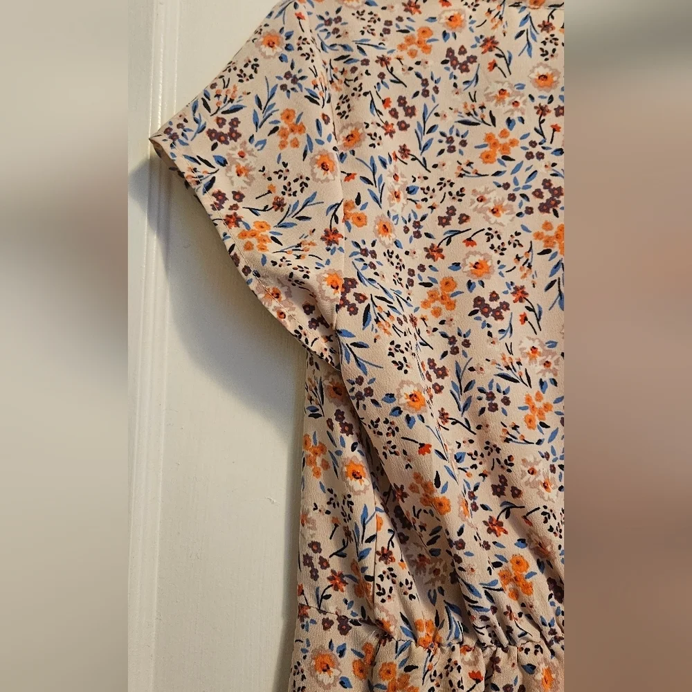 Floral Women's Button Up Dress Size Small - Picture 5 of 5